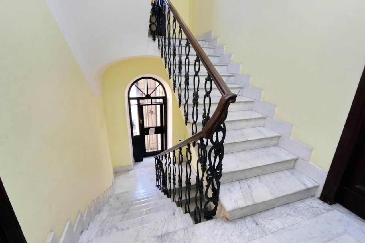 Bezzecca Suites Appartamento *